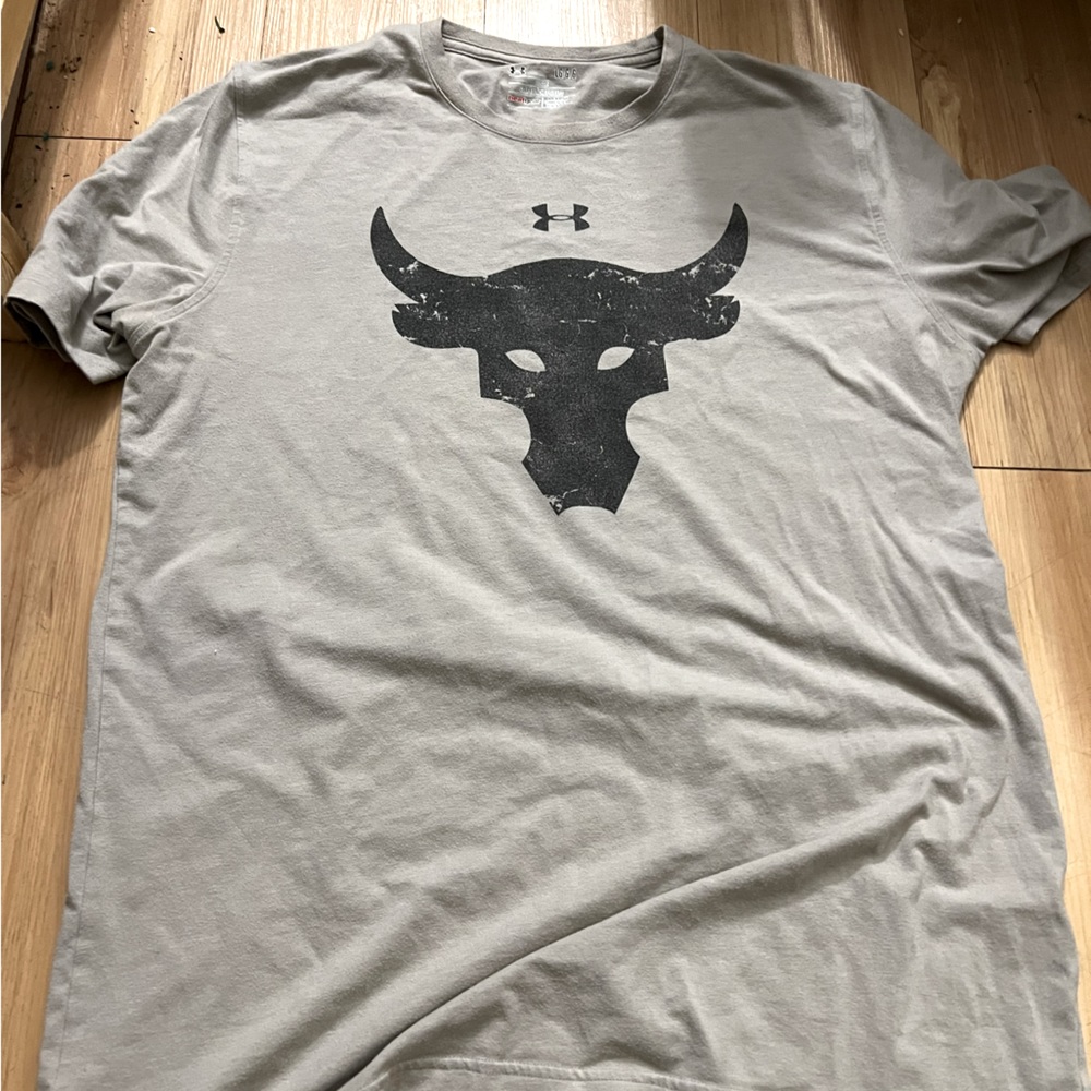 Under Amour Bull Shirt Men’s Large